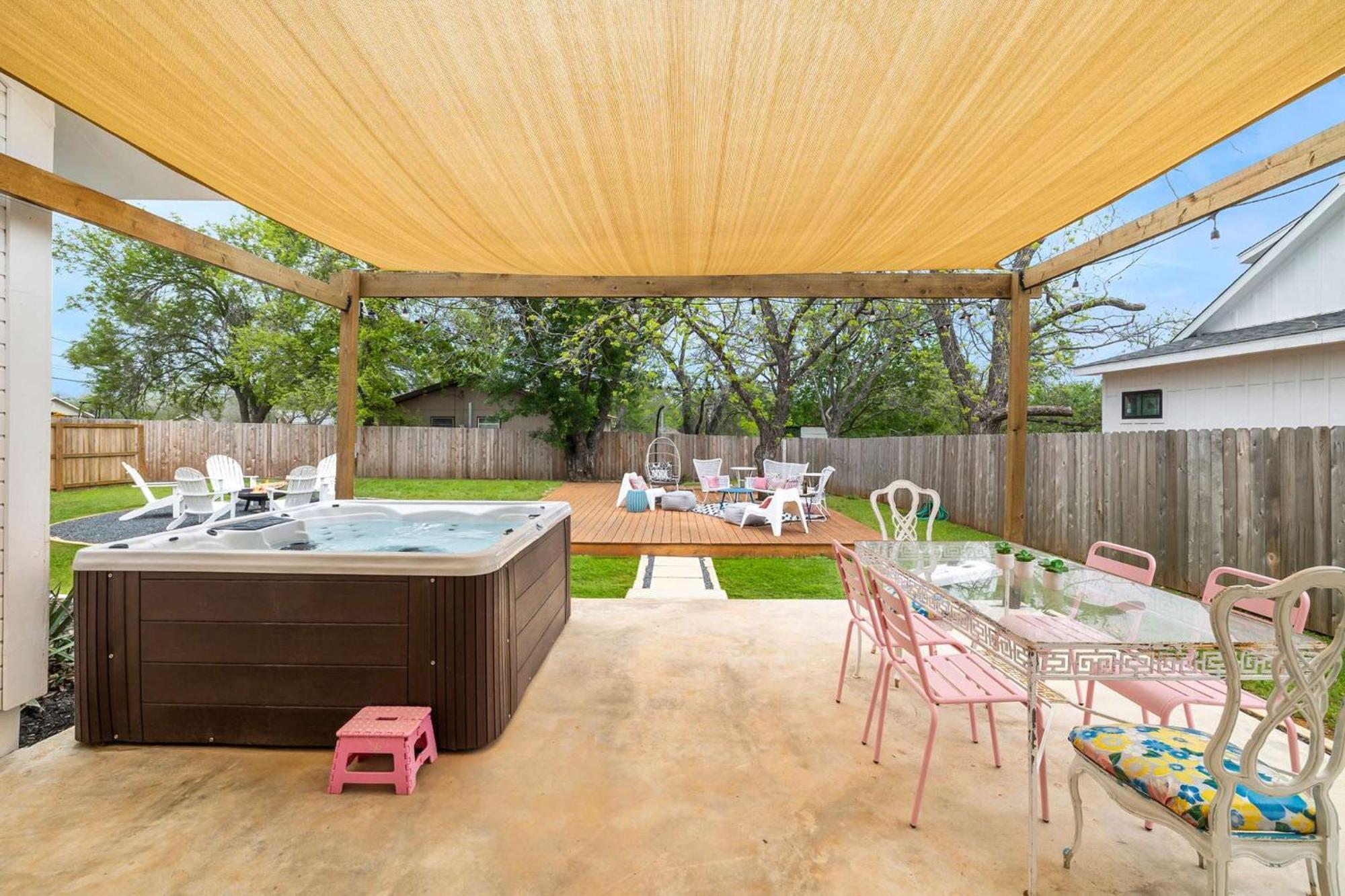 Pink Duchess - Mins To Main Hot Tub & Fire Pit Villa Fredericksburg Eksteriør billede
